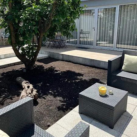 Douro Pateo House * 加亚新城